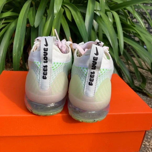 Nike Air Vapormax 2021 Flyknit - Picture 6 of 6